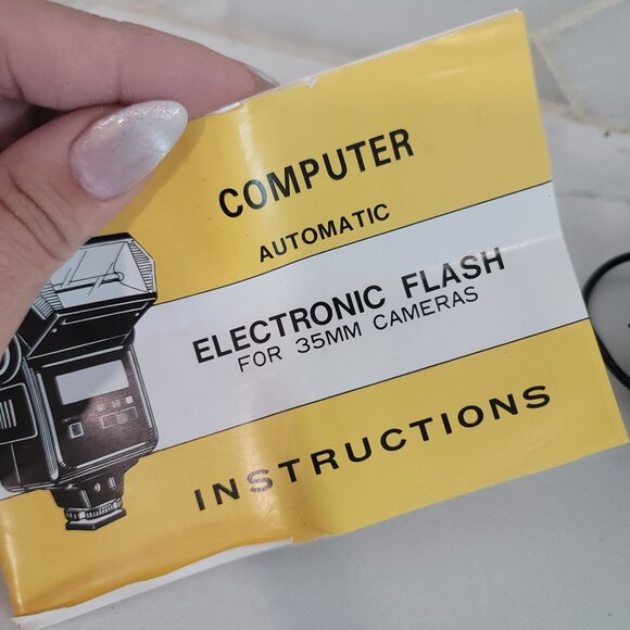 Rokinon 2900 Bounce Thyristor Flash For 35mm Cameras Automatic Computer Control - Picture 3 of 7